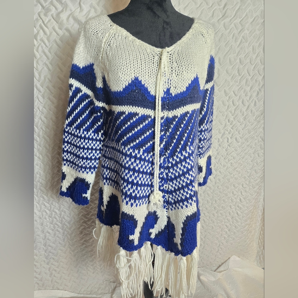 Chic Blue and White Knit Cardigan